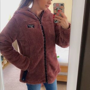 Reebok Women’s Fleece Hooded Mountain Jacket Size XL Dark Dusty Rose color NWT!